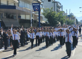 Δράμα: Πλήθος κόσμου στην παρέλαση της 28ης Οκτωβρίου